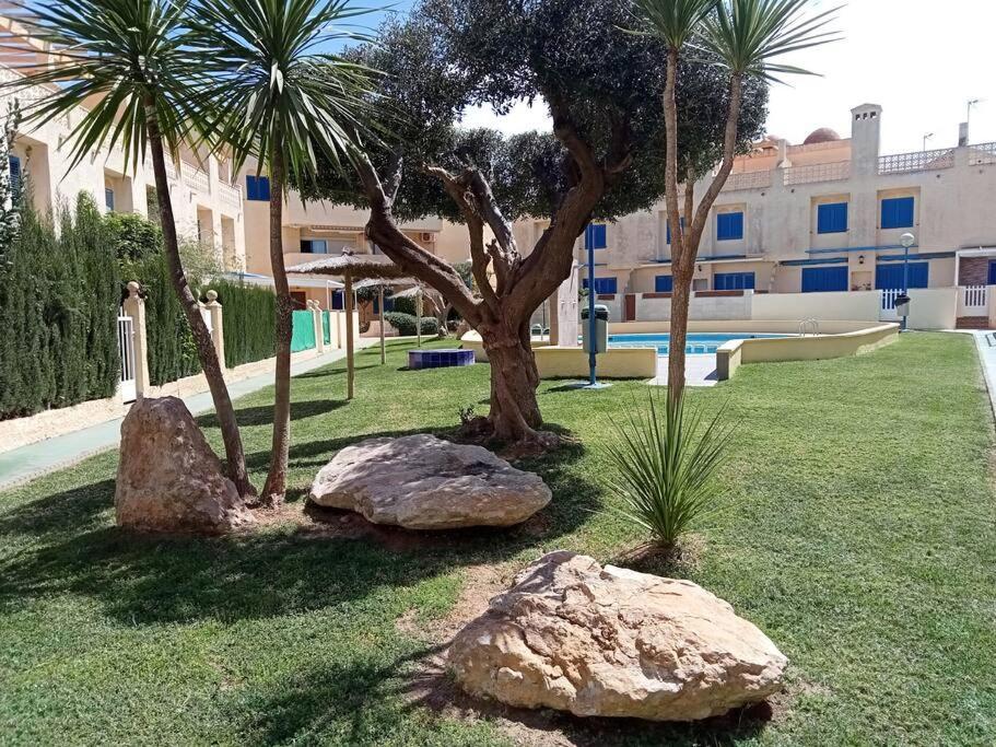 Apartamento En Los Nietos Con Piscina Comunitaria. ภายนอก รูปภาพ